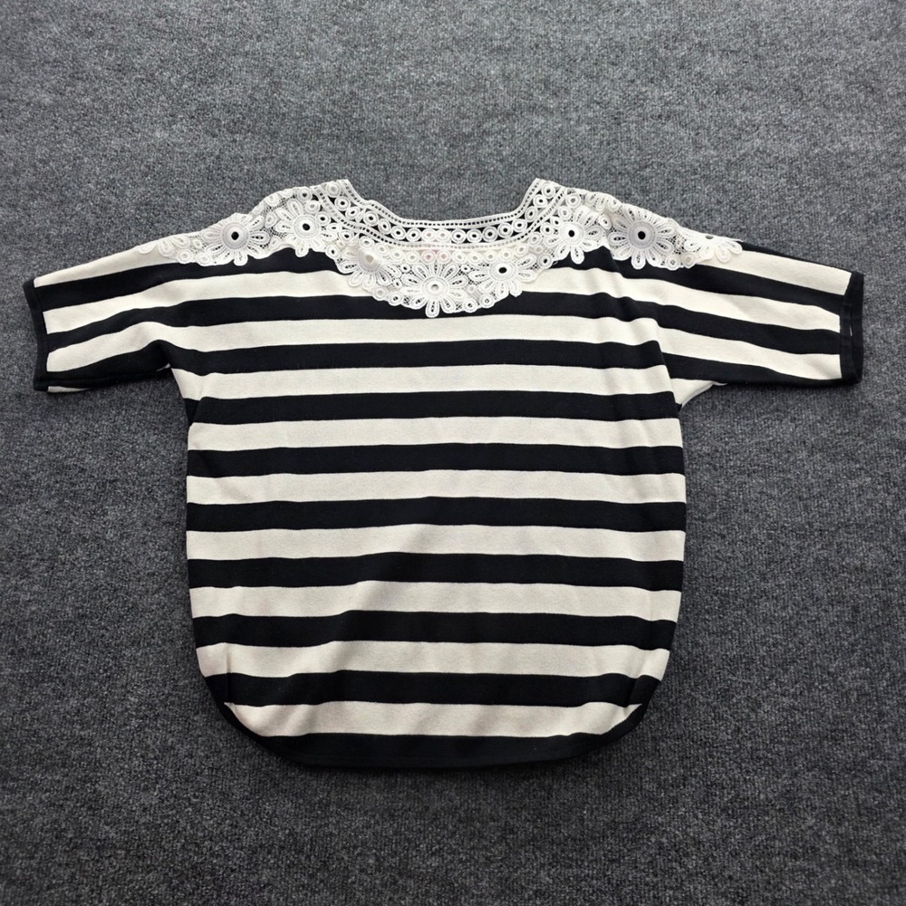 Luna Striped Knit Top Lace Crochet Neckline Short Sleeve XL Black White Womens‎